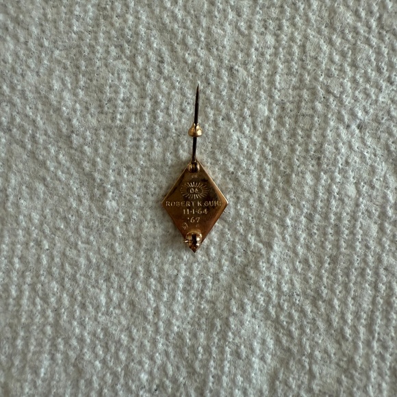 Phi Gamma Delta Pi Fraternity 10k Gold Black Enamel Pin Back - Picture 5 of 5